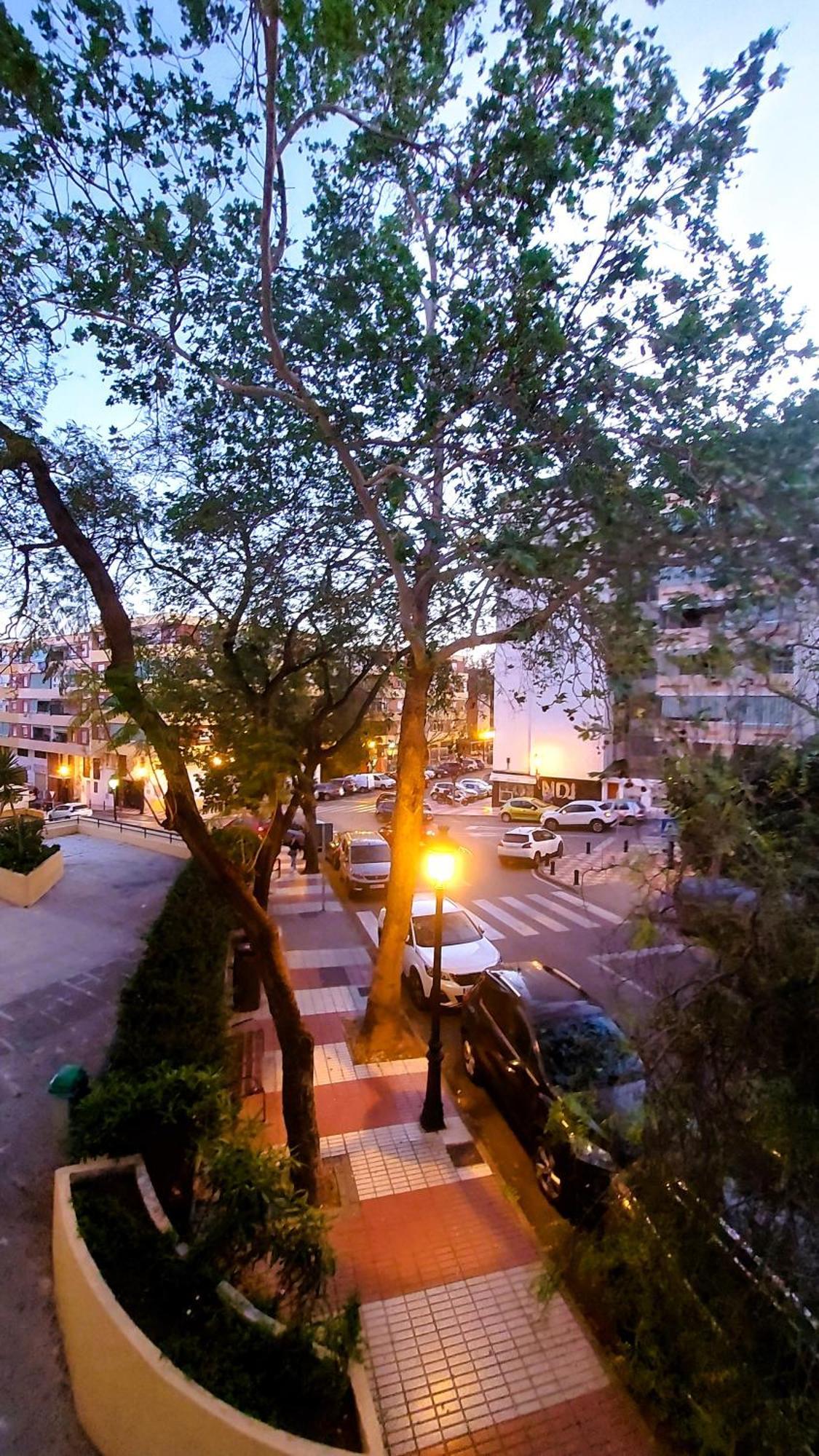 Apartamento Cozy 2-bed 2-bathroom In Town Centre Marbella
